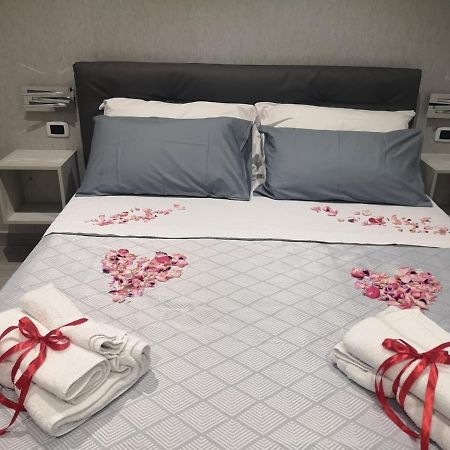 Alba De Mar B&B Розето Капо Спулико Екстериор снимка
