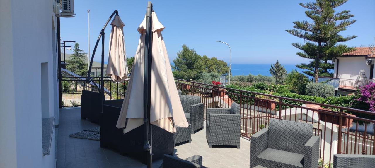 Alba De Mar B&B Розето Капо Спулико Екстериор снимка